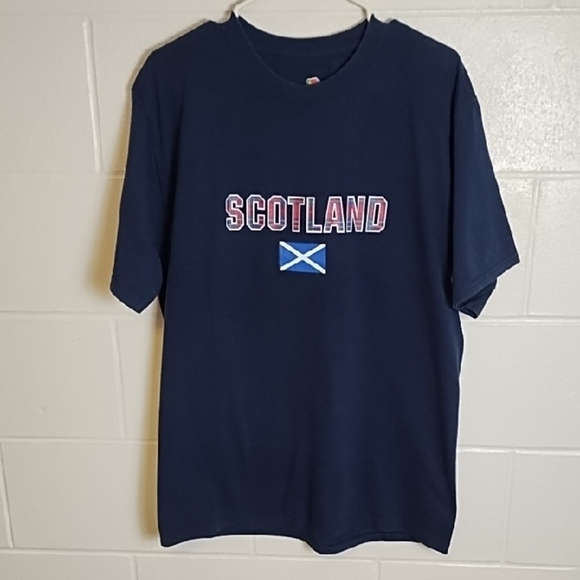 Scotland Plaid Graphic Tee Navy Red White - Picture 1 of 11